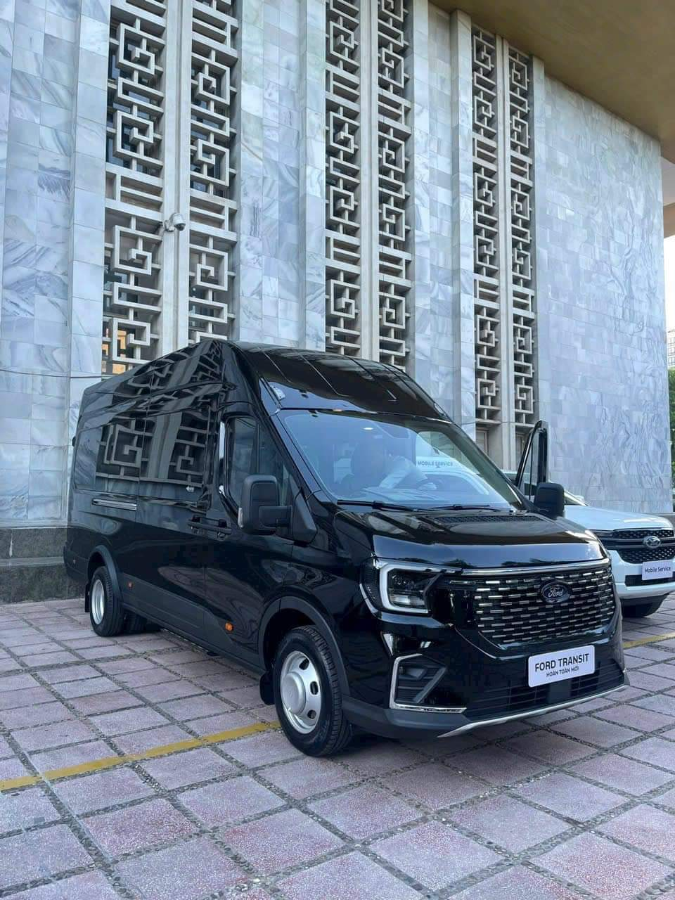 Ho Chi Minh Car Rental with Driver: Personalized Travel Solutions